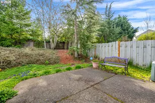 9024 SW 75th Ave, Portland, OR 97223 - Photo 28
