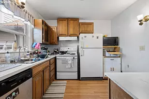 1573 Jefferson St, Eugene, OR 97402 - Photo 18