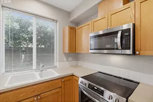 20871 SW Skiver St, Beaverton, OR 97078 - Photo 8