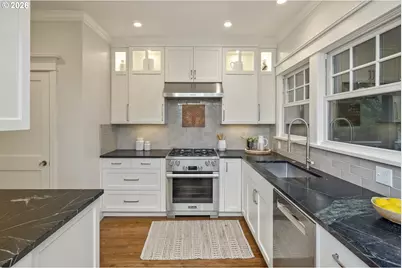 2536 NE 17th Ave, Portland, OR 97212 - Photo 12