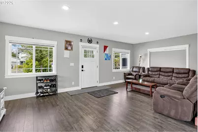 4856 SE 99th Ave, Portland, OR 97266 - Photo 4
