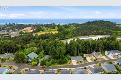 34 SE Inlet Ave, Lincoln City, OR 97367 - Photo 12