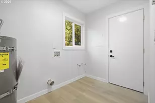 8812 NE 58th St, Vancouver, WA 98662 - Photo 32