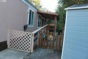 1445 Village Pines Ct, Coos Bay, OR 97420 - Photo 2