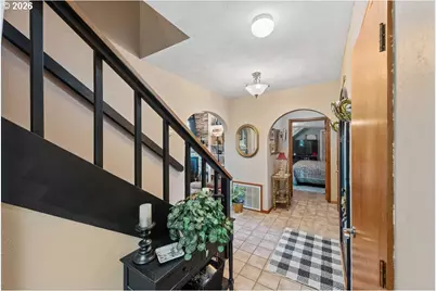 527 W 4th St, Coquille, OR 97423 - Photo 16