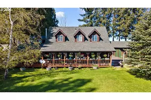 527 W Fourth St, Coquille, OR 97423 - Photo 2