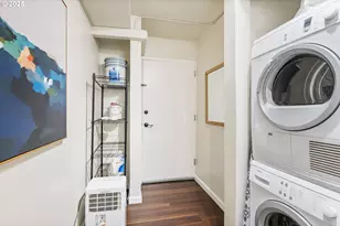 1205 SW Cardinell Dr, Portland, OR 97201 - Photo 26