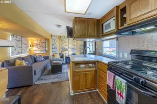 4875 N Hwy 101 12, Depoe Bay, OR 97341 - Photo 24