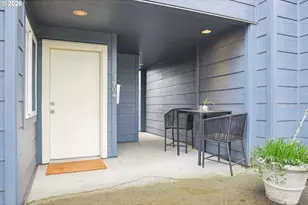 3904 SE 16th Ave, Portland, OR 97202 - Photo 4