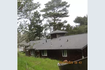 33157 Sand Dollar Ln, Warrenton, OR 97146 - Photo 2