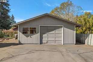 25 NE 192nd Ave, Portland, OR 97230 - Photo 38