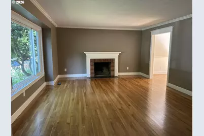 7670 SW Danielle Ave, Beaverton, OR 97008 - Photo 10