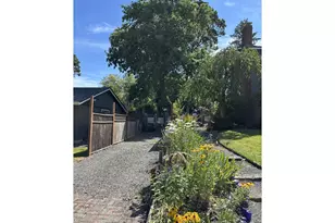 7670 SW Danielle Ave, Beaverton, OR 97008 - Photo 26