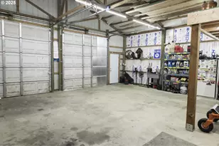 132 Coyote Ln, Castle Rock, WA 98611 - Photo 16