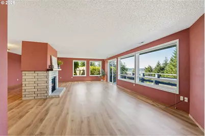 1037 Canyon Ter, Coos Bay, OR 97420 - Photo 12