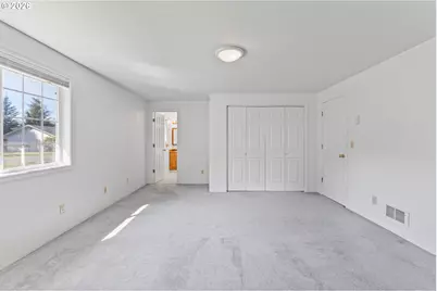 530 Robinhood Ave, Lakeside, OR 97449 - Photo 38