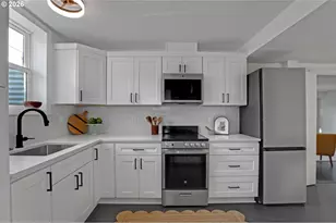 3360 SW Hamilton St, Portland, OR 97239 - Photo 30