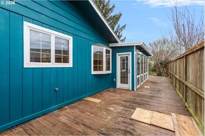 2361 Fir St, North Bend, OR 97459 - Photo 38