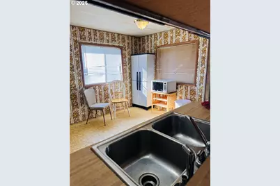 22210 Tiller Trail Hwy, Days Creek, OR 97429 - Photo 4