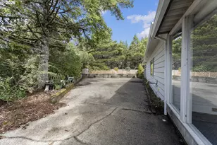 1600 Rhododendron Dr, Florence, OR 97439 - Photo 22