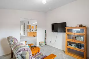 11772 SW Royal Villa Dr, Portland, OR 97224 - Photo 10