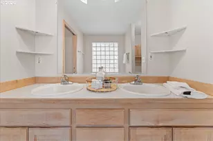 36740 Eldridge Dr, Sandy, OR 97055 - Photo 32