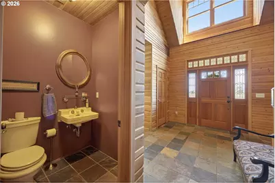 17765 Monnier Rd, Hubbard, OR 97032 - Photo 10