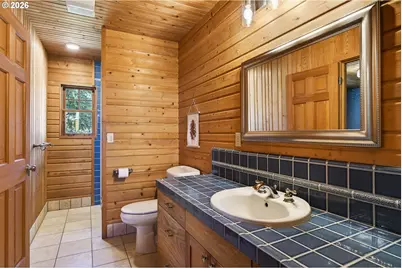 17765 Monnier Rd, Hubbard, OR 97032 - Photo 32