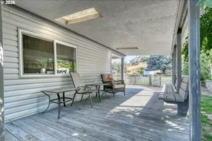 1345 SW 37th St, Pendleton, OR 97801 - Photo 4