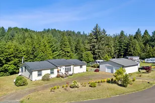 1380 SE Virginia Pl, Waldport, OR 97394 - Photo 1