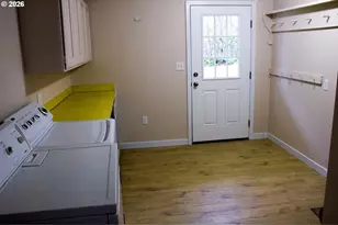 411 Upper Terrace Ln, Glide, OR 97443 - Photo 10