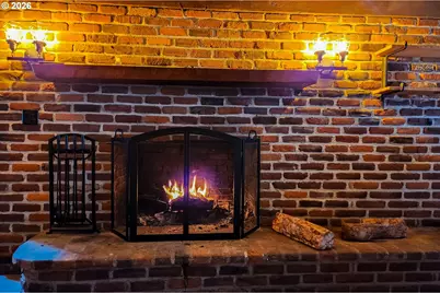 411 Upper Terrace Ln, Glide, OR 97443 - Photo 6