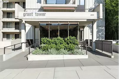 2221 SW 1st Ave #1623, Portland, OR 97201 - Photo 2