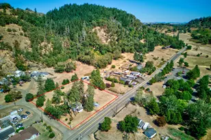 804 N Bank Rd, Roseburg, OR 97470 - Photo 18