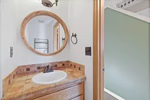 14142 SE Bush St, Portland, OR 97236 - Photo 18