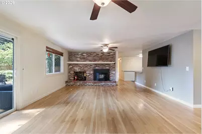 823 NW 60th St, Vancouver, WA 98663 - Photo 12
