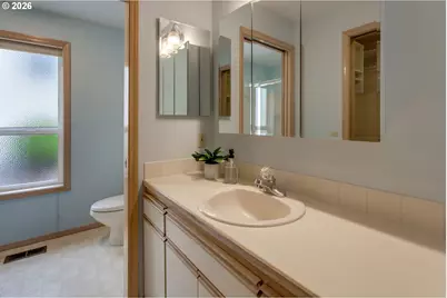 16106 SW Refectory Pl, Portland, OR 97224 - Photo 24