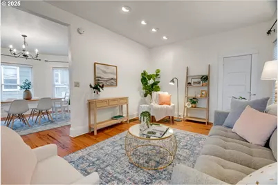 1566 SE Sherrett St #A, Portland, OR 97202 - Photo 12