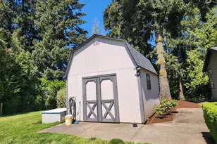 26383 S Meridian Rd, Aurora, OR 97002 - Photo 32