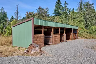 15730 S Gilchrist Rd, Mulino, OR 97042 - Photo 36