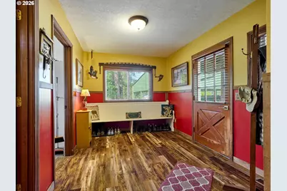 15730 S Gilchrist Rd, Mulino, OR 97042 - Photo 10