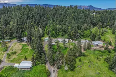 562 Valley Rd, Roseburg, OR 97471 - Photo 44