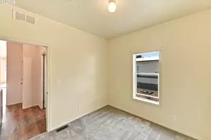 472 Shorepines Pl, Coos Bay, OR 97420 - Photo 12