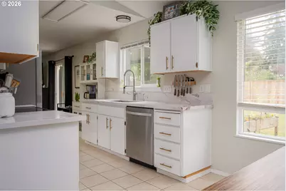 1322 SE La Mesa Ave, Gresham, OR 97080 - Photo 10