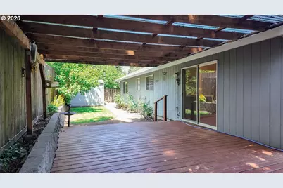 164 NW Cody Ct, Hillsboro, OR 97124 - Photo 26
