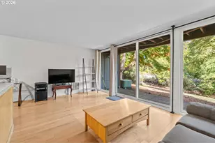 100 Kerr Pkwy, Lake Oswego, OR 97035 - Photo 6