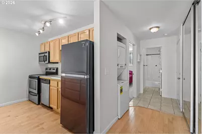 100 Kerr Pkwy #6, Lake Oswego, OR 97035 - Photo 12