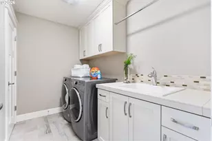 15877 NW Heckman Ln, Portland, OR 97229 - Photo 36