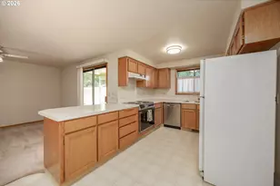 11020 NE Prescott St, Portland, OR 97220 - Photo 10