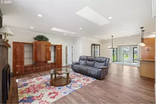 106 Hansen Ln, Eugene, OR 97404 - Photo 8